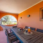 Laranja Villa