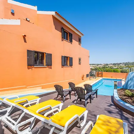 בית נופש Laranja גיאה